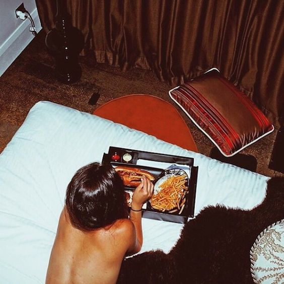 Optimizing Health: The Undeniable Link Between Nutrition and Sleep